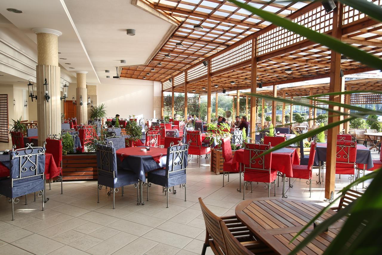 Hotel Continental Vorë 外观 照片
